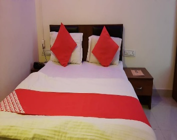 Hotel Jalsa Palace