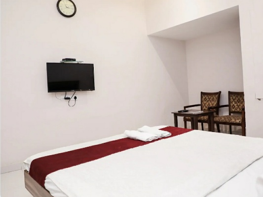 Hotel-Meera