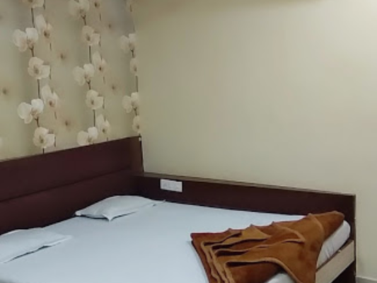 mahakal-ashray-hotel