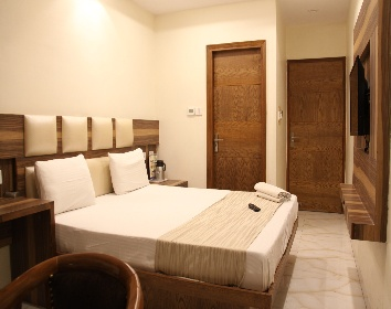 Hotel Golden Oaisis