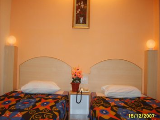 HOTEL GARDEN CITY