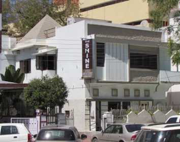 Shine Guest House